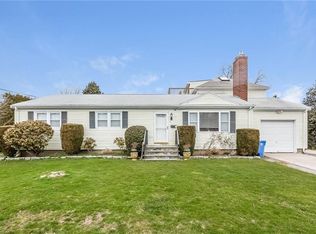 4 James St #2, Middletown, RI 02842