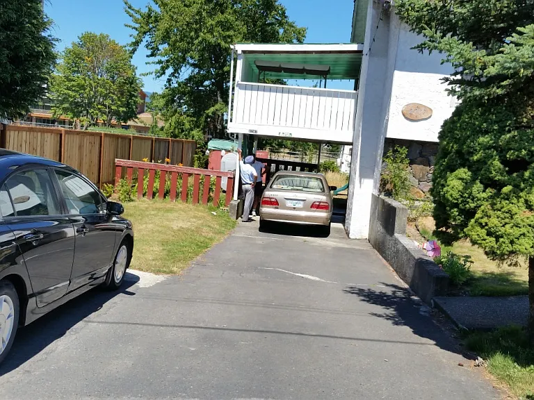 2707 Vian St — Photo 6