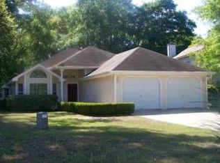 117 Kings Ct, Savannah, GA 31406