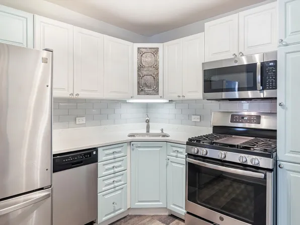 400 E Randolph St, Chicago, IL