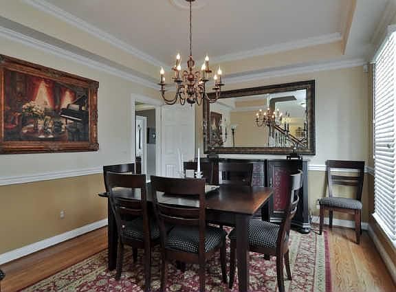 Dining before renovation