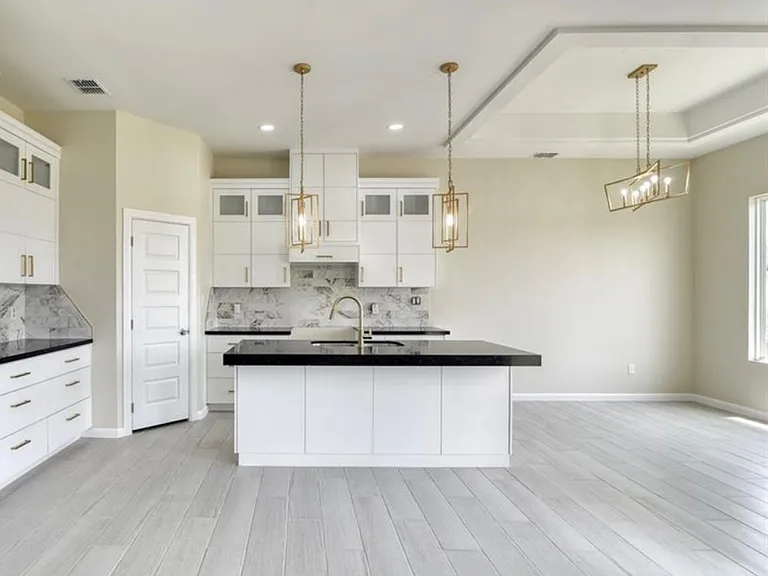 3100 Zinnia Ave — Photo 5
