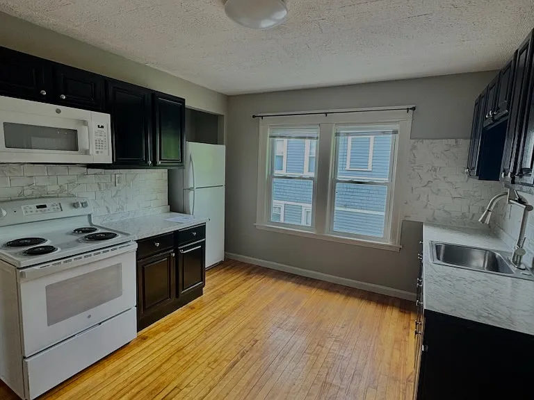 43 Hooper St #3 — Photo 2