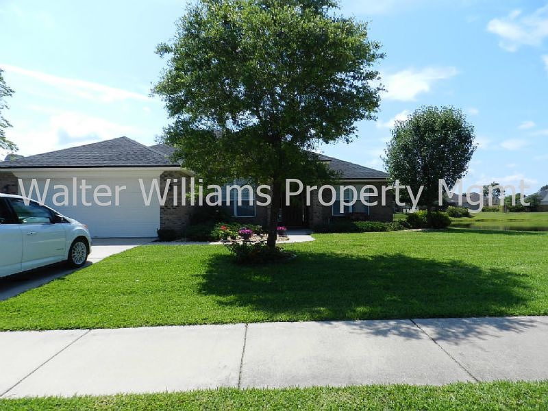 1st image of 708 N Longneedle Dr