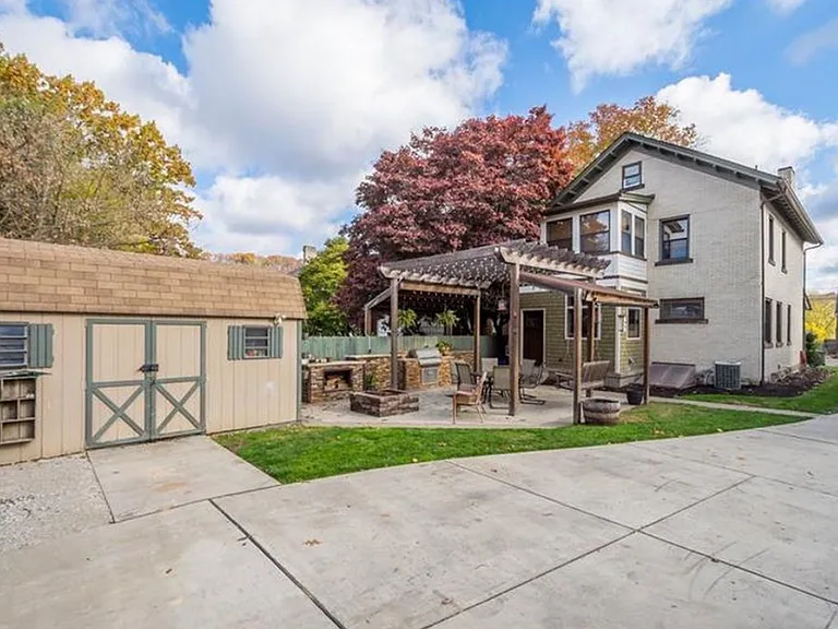 145 Oliver Ave — Photo 20