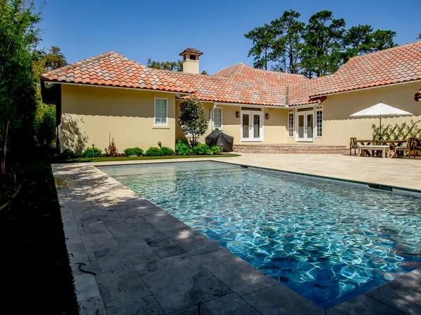 120 Governors Cir, Saint Simons Island, GA 31522