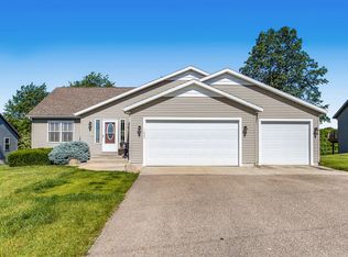 1822 Pratt Lk, Martin, MI