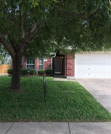 2nd image of 924 Red Oak Trl