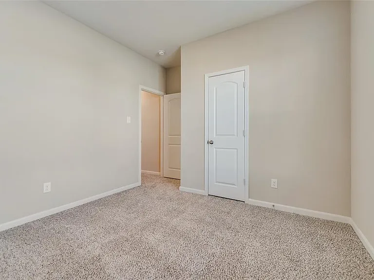 204 Lake Rdg — Photo 14