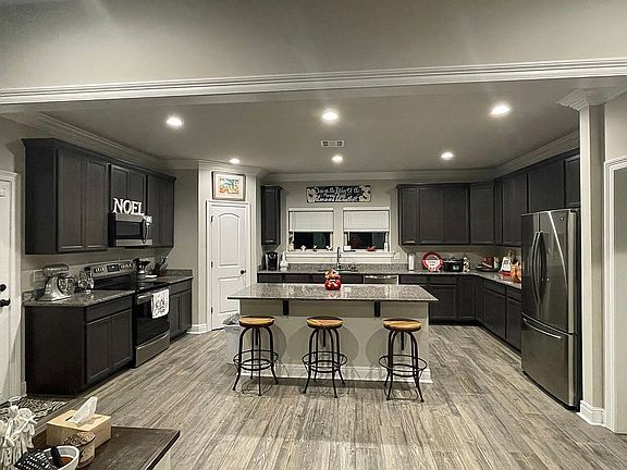 5th image of 55 Driftwood Dr