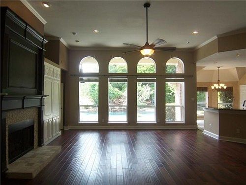 2nd image of 1413 Tarragon Dr