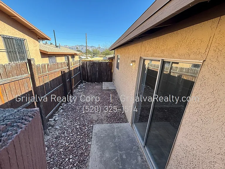 255 Silverbell — Photo 11