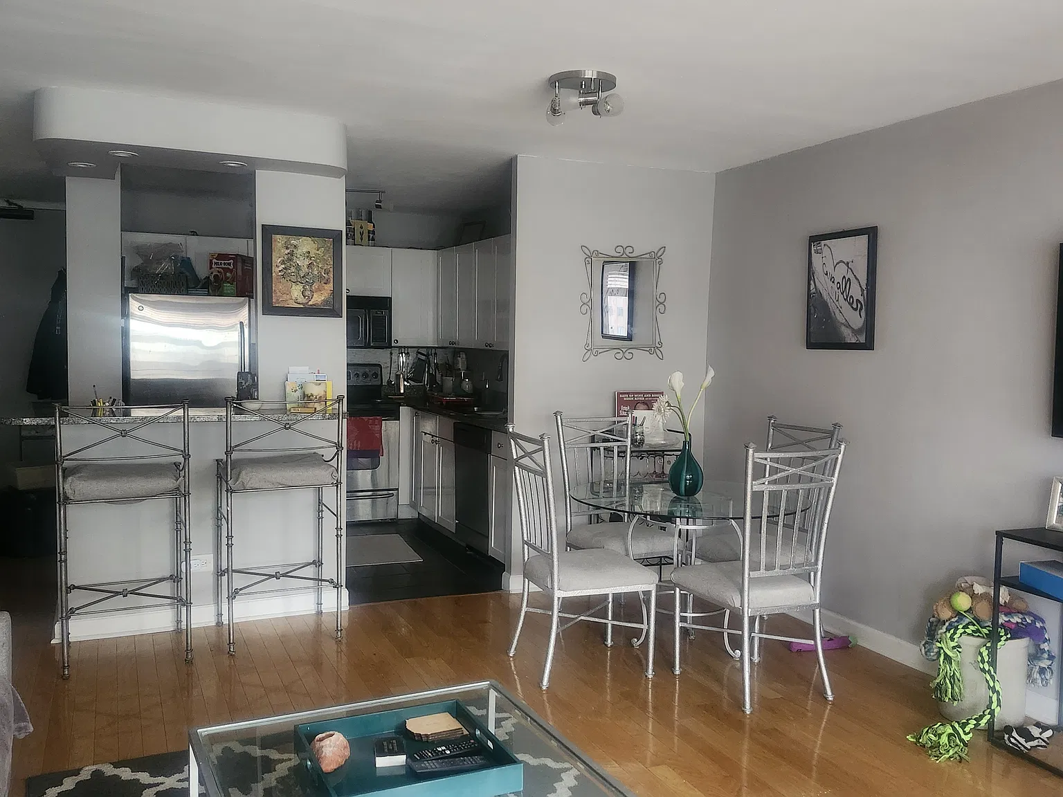 1 bed, 800 sqft, $2,395 — Photo 2