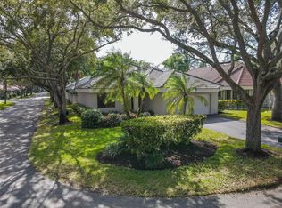 1867 NW 99th Avenue, Plantation, FL 33322