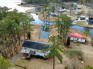 121 Hideaway Rd, Belhaven, NC 27810