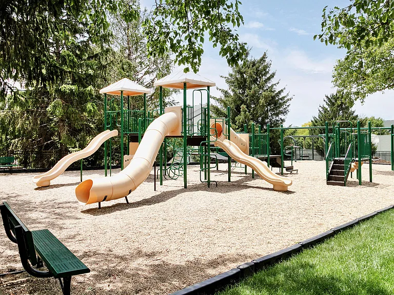 The Pointe — Photo 17