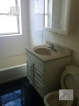 36 Gardner St #4 — Photo 9