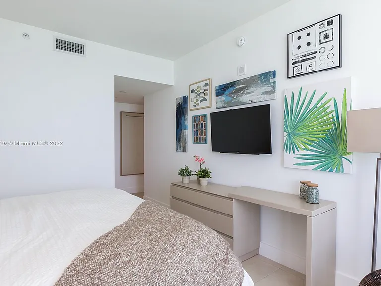 4111 S Ocean Dr #3302 — Photo 13