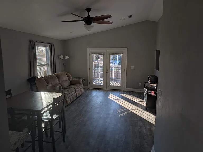 2238 Holton St — Photo 11