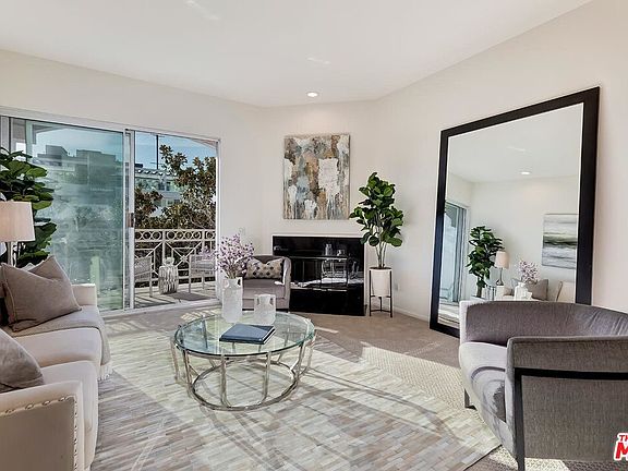 4th image of 1820 S Beverly Glen Blvd APT 208