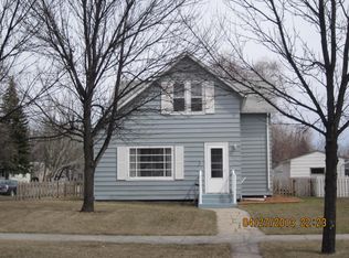 822 Central Ave NE, East Grand Forks, MN 56721