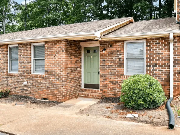 400 Trailblazer Dr #13, Travelers Rest, SC 29690