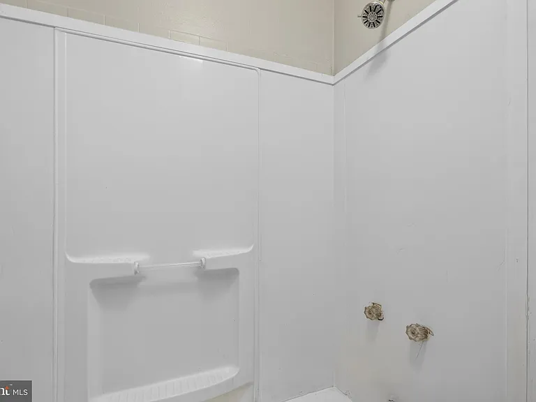3324 N Philip St — Photo 24