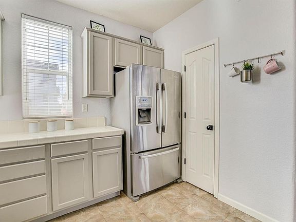 5th image of 8580 Cortina Cir