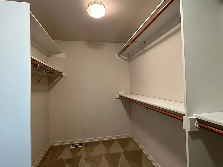20307 NE 15th Pl — Photo 23