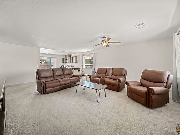 2nd image of 519 Banta Ct