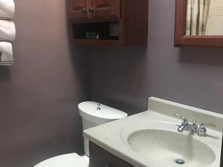 Main bathroom