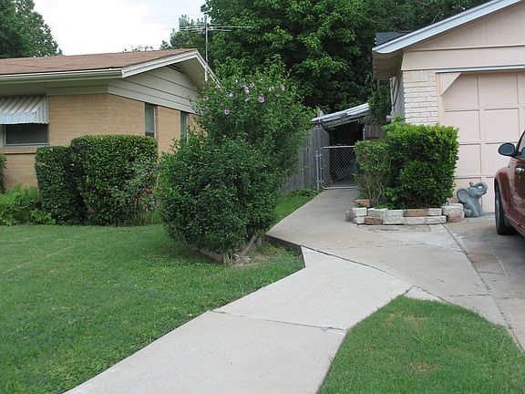 Sidewalk leading to back Shed  + Playhouse