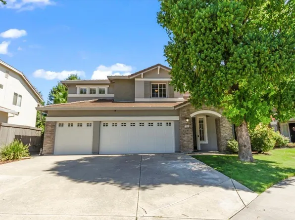 11 Alderberry Ct, Sacramento, CA 95835
