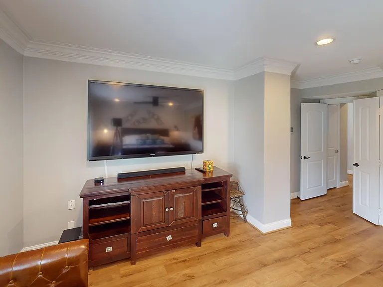 430 Peninsula Dr — Photo 35