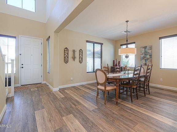 3rd image of 18115 N CRESTVIEW Lane