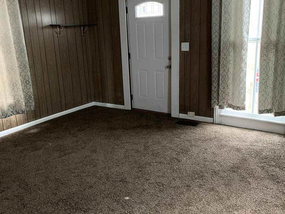 2nd image of 116 4th Ave