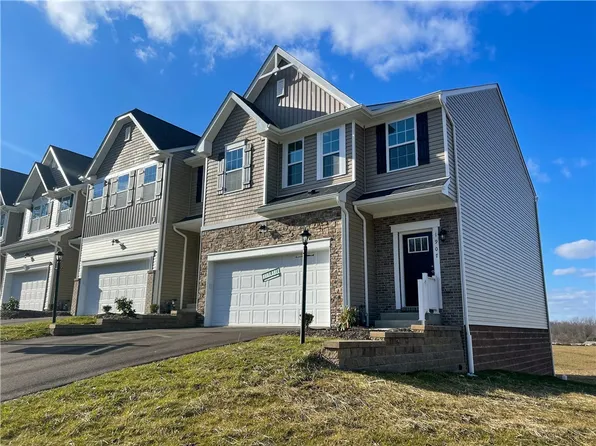 1907 Canterbury Dr N, Fayette, PA 15126