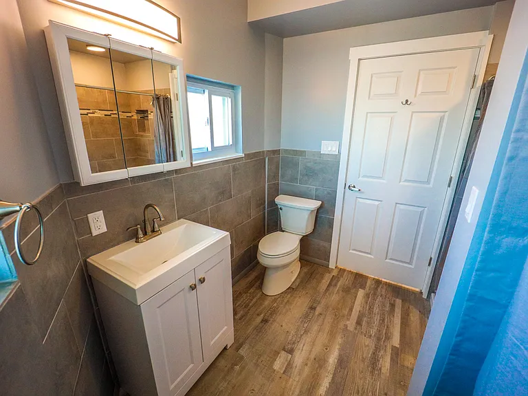 2102 Broadway Ave #1 — Photo 13