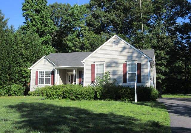 1st image of 6780 Sassafras Dr