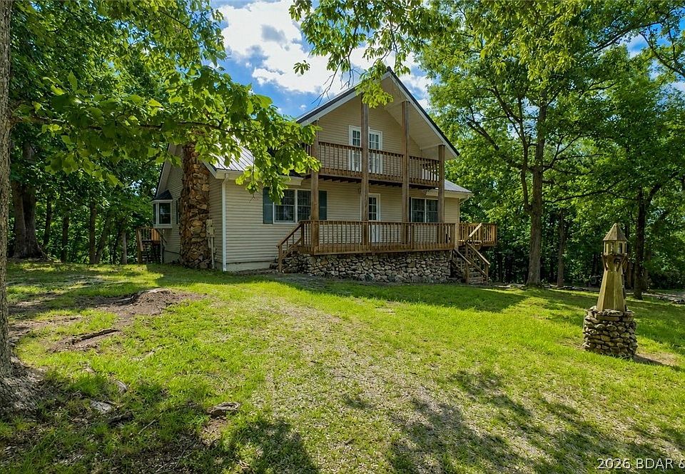 1st image of 230 Wagonwheel Dr