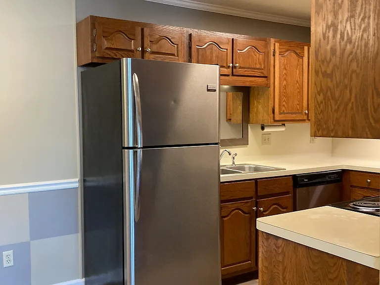 1407 Liberty Dr #1407 — Photo 9