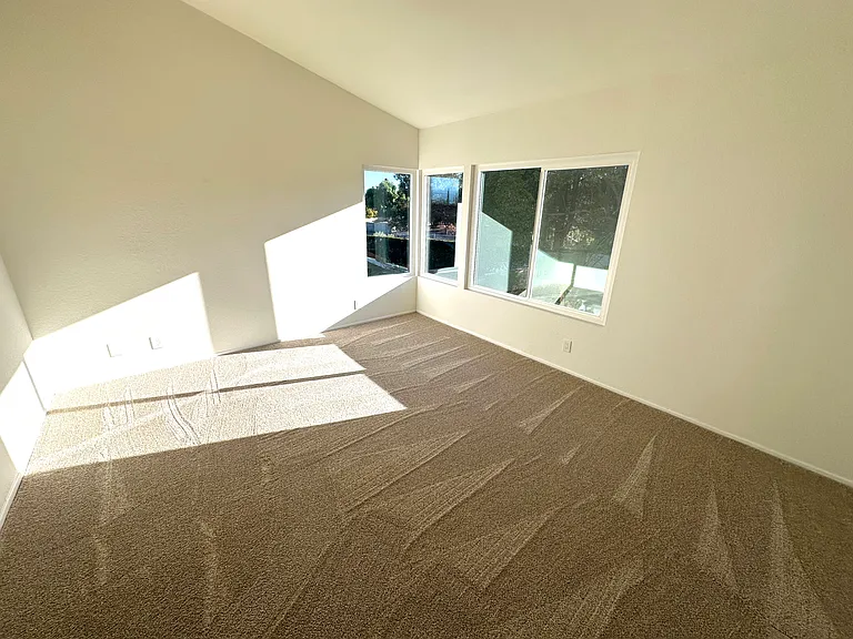 2471 Via Pacifica — Photo 18