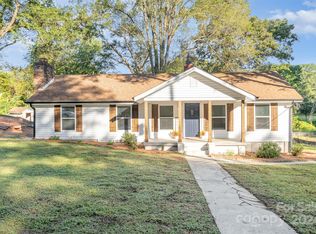 1502 Collinston Dr, Gastonia, NC 28052