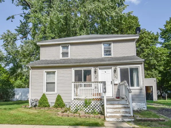 135 S Manning St, Hillsdale, MI 49242