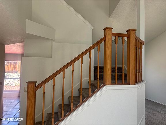 2nd image of 4527 Canyon Ridge Ln