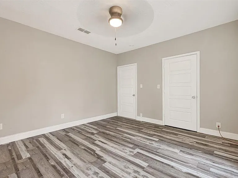 1511 Scharpe St #2 — Photo 18