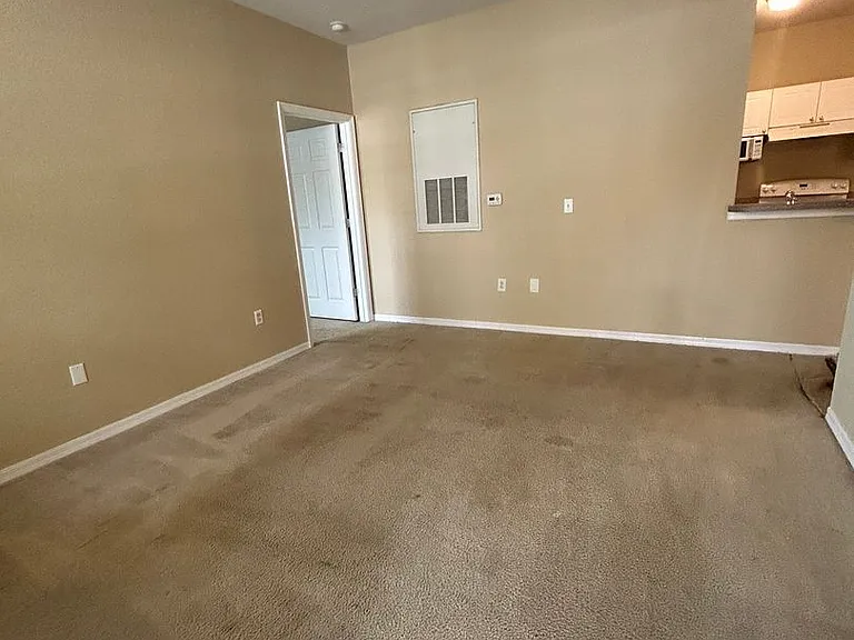 823 Grand Regency Point #102 — Photo 5