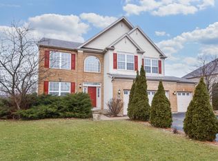 730 Boyce Rd, Sugar Grove, IL 60554