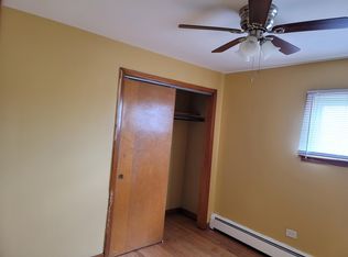 1673 N 40th Ave APT 3, Stone Park, IL 60165