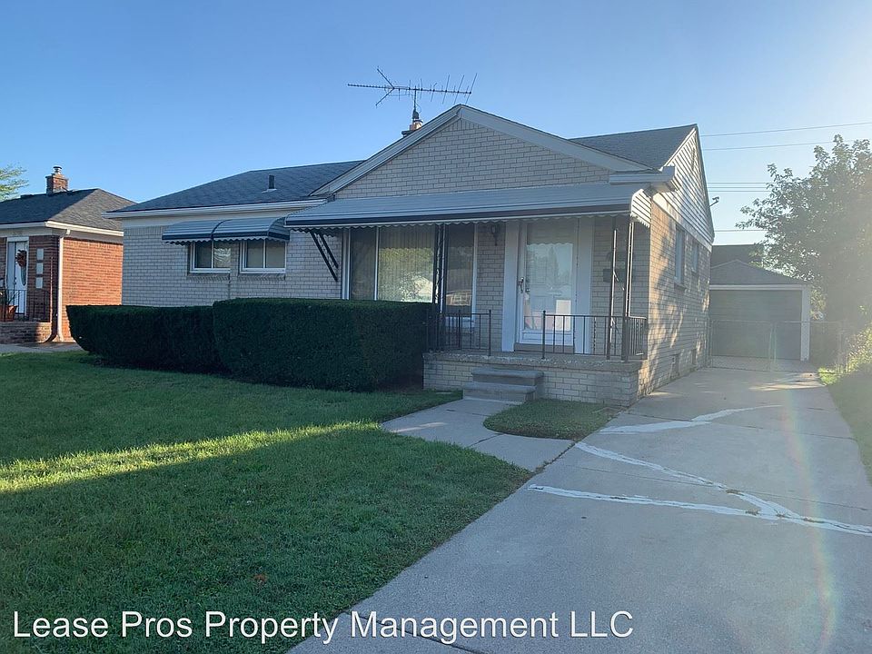 1st image of 26130 Hoffmeyer St